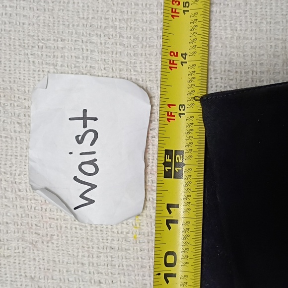 NWT Puma Women's Bermuda Shorts Puma Black Size XS Upf 50 - Picture 6 of 9